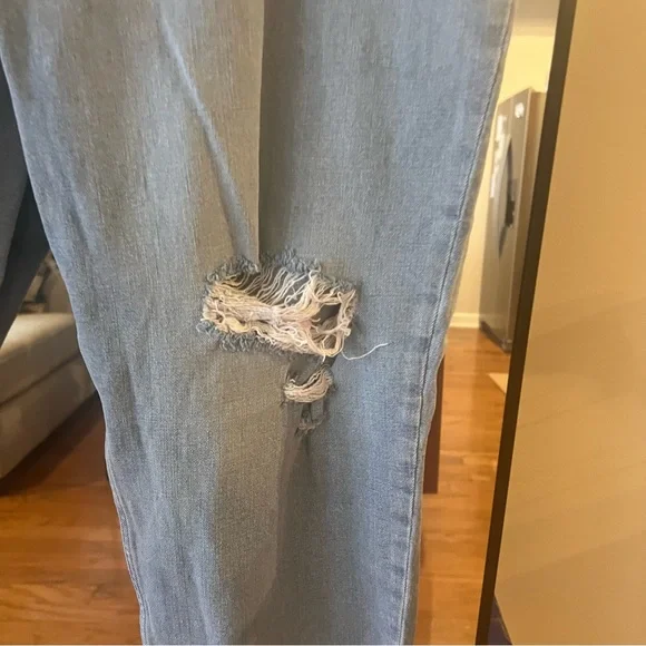 Abercrombie & Fitch Light Blue High Rise Women Jeans - Picture 7 of 9